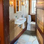 Spacious Family Near Nordre Syndin Tatil Evi